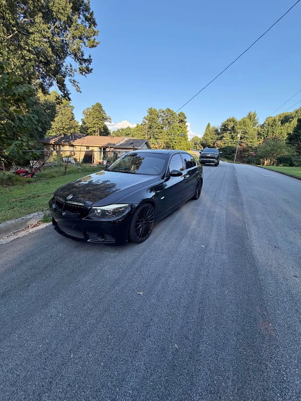 2006 BMW 3 Series - 330i Sedan 4D