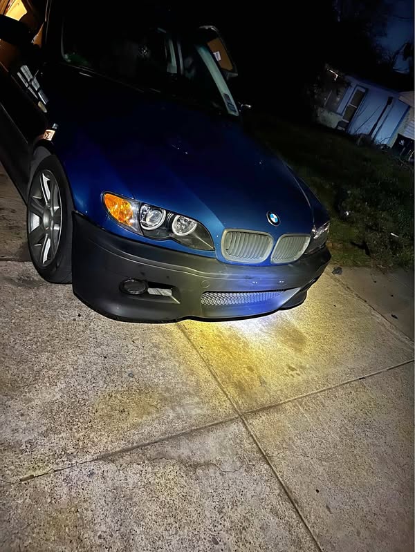 2002 BMW 3 Series - 325i Sedan 4D