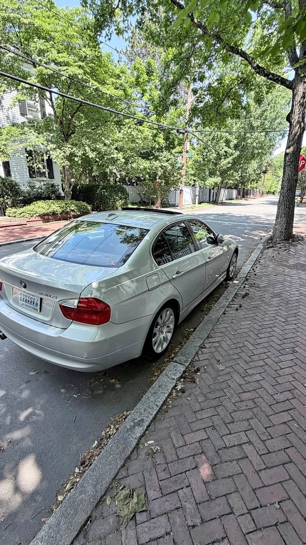2006 BMW 3 Series - 330xi AWD Sedan 4D