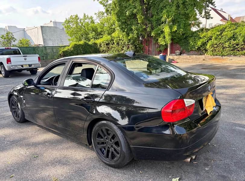 2006 BMW 3 Series - 325xi AWD Sedan 4D