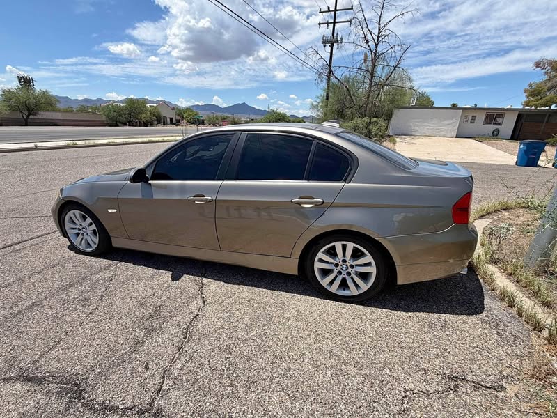 2006 BMW 3 Series - 325i Sedan 4D