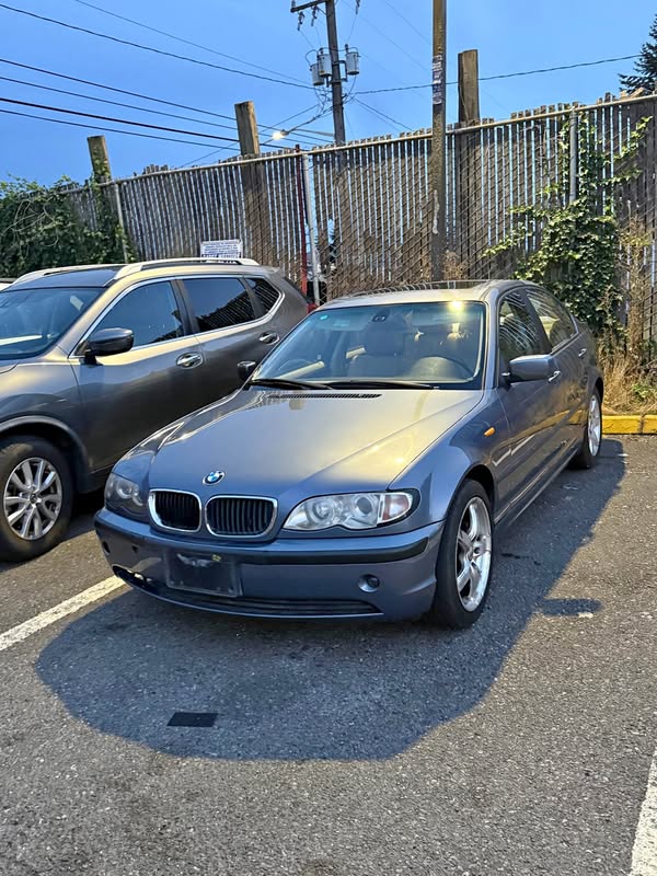 2005 BMW 3 Series - 325i Sedan 4D
