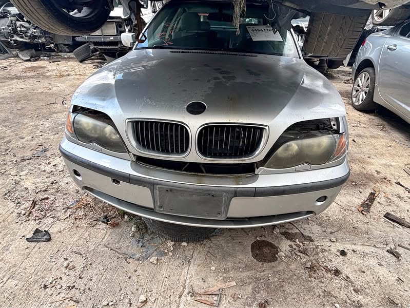 2002 BMW 3 Series - 328xi Sedan 4D