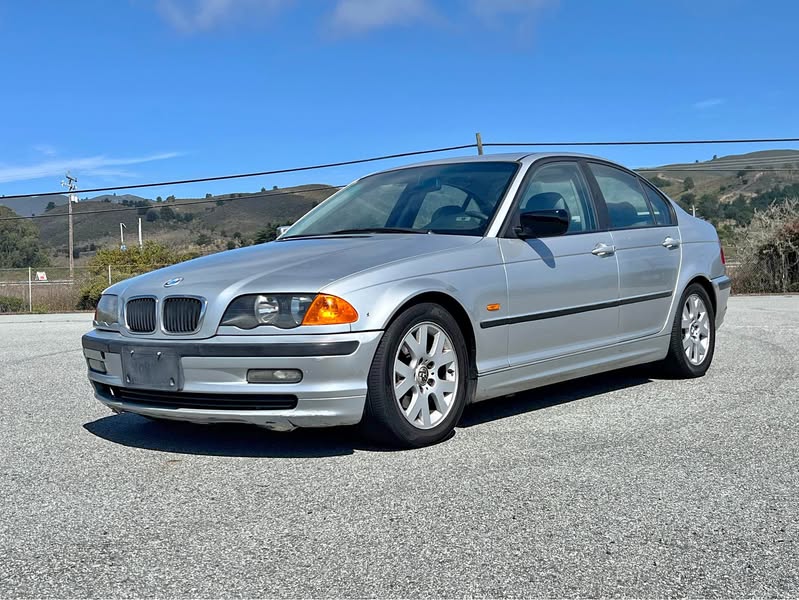 1999 BMW 3 Series - 323i Sedan 4D