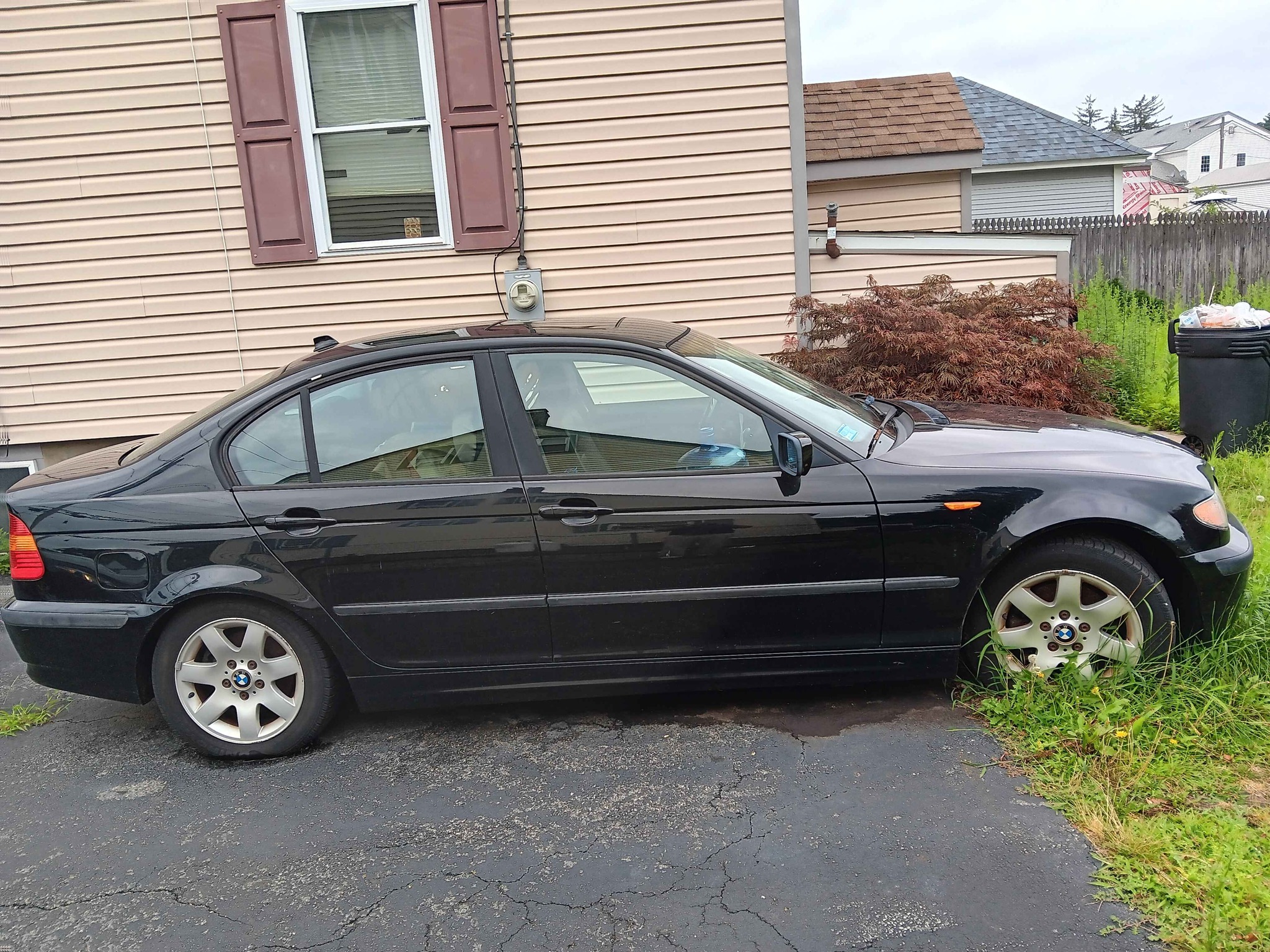 2004 BMW 3 Series - 325i Sedan 4D