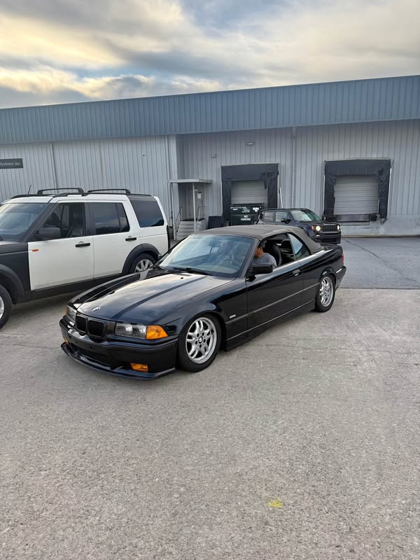 1999 BMW 3 Series - 323i Convertible 2D