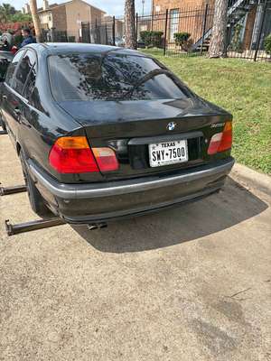 2001 BMW 3 Series - 325i Sedan 4D