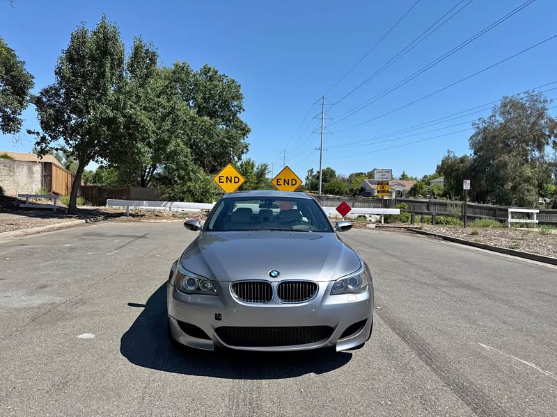 2006 BMW M5 - Sedan 4D