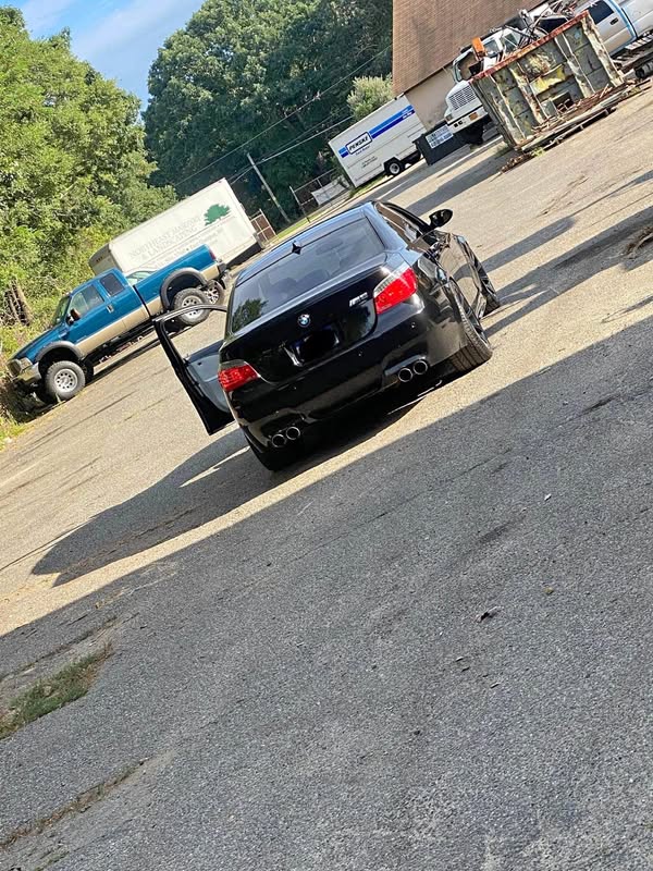 2007 BMW M5 - Sedan 4D