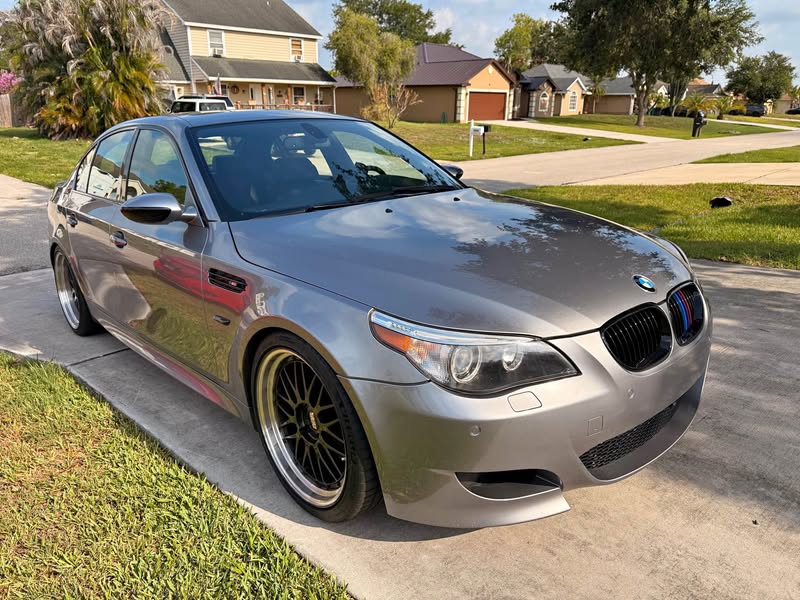 2006 BMW M5 - Sedan 4D
