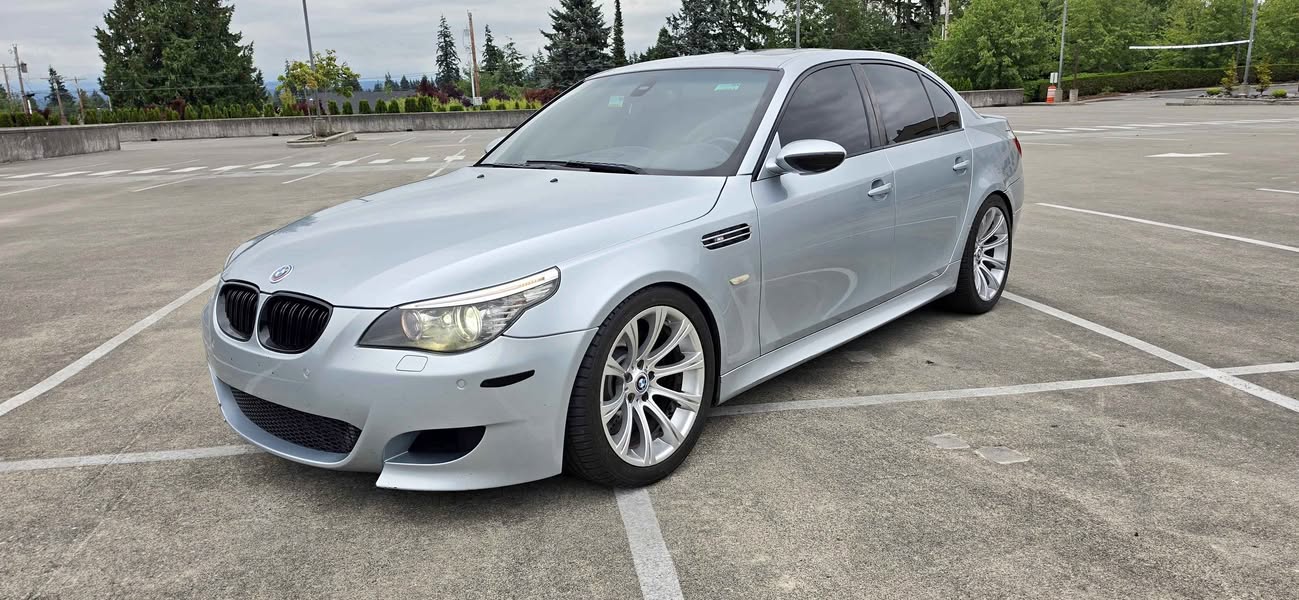 2008 BMW M5 - Sedan 4D