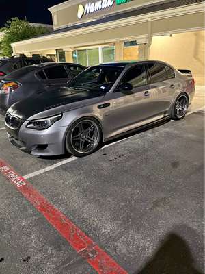 2006 BMW M5 - Sedan 4D