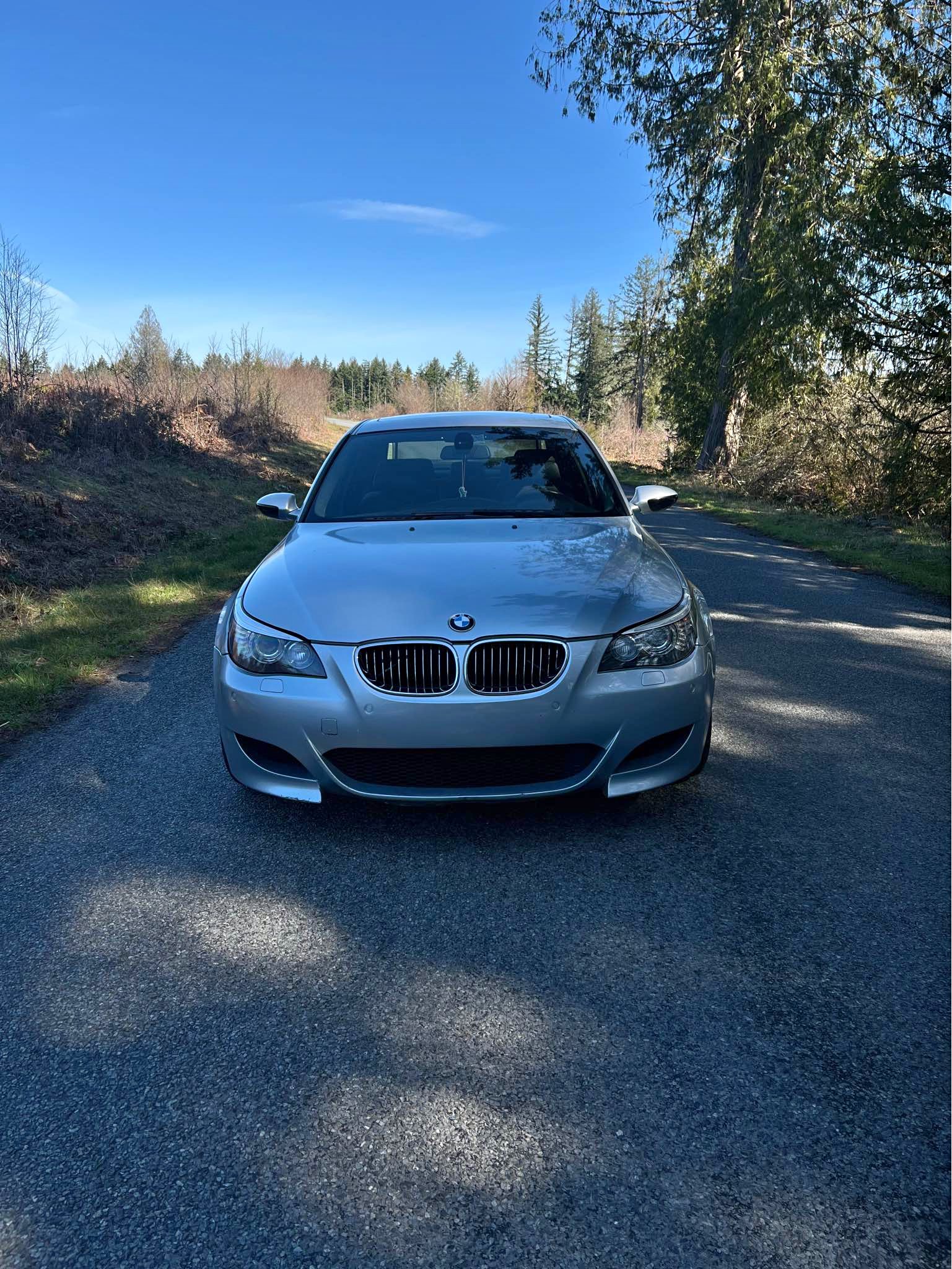 2007 BMW  E60  - M5