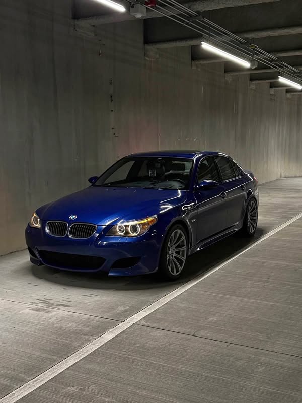 2006 BMW M5 - Sedan 4D