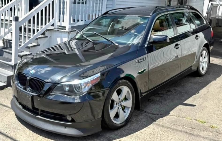 2007 BMW 5 Series - 530xi Wagon 4D