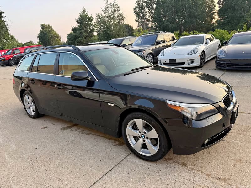 2006 BMW 5 Series - 530xi Wagon 4D