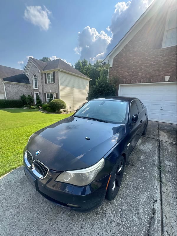 2010 BMW 5 Series - 535i xDrive Wagon 4D