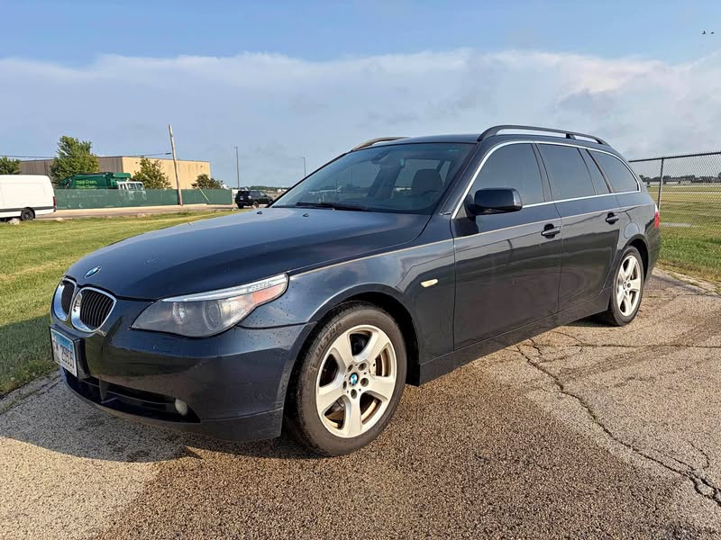 2007 BMW 5 Series - 530xi Wagon 4D