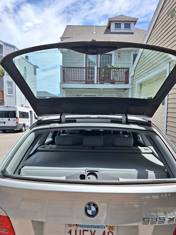 2008 BMW 5 Series 535xi Sport Wagon 4D