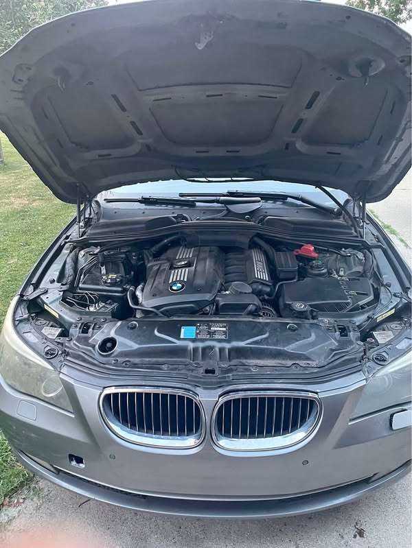 2008 BMW 5 Series - 528i Sedan 4D