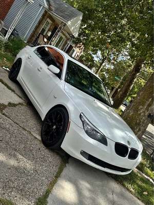 2010 BMW 5 Series - 535i Gran Turismo xDrive Sedan 4D