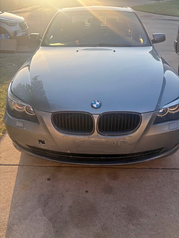 2009 BMW 5 Series - 528i Sedan 4D