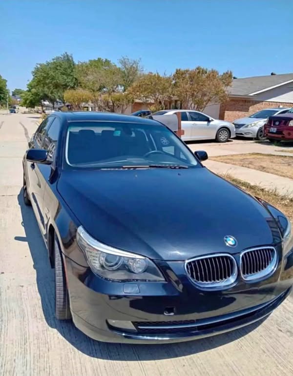 2010 BMW 5 Series - 535i Sedan 4D