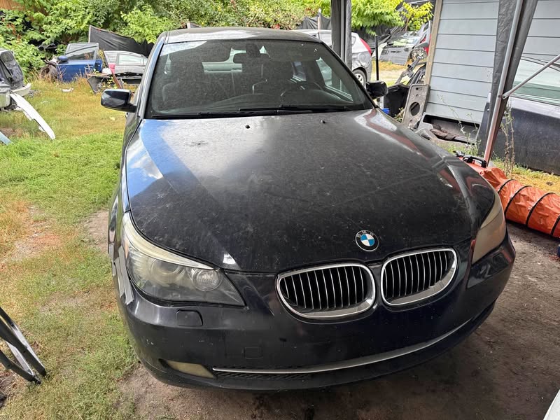 2010 BMW 5 Series - 535i xDrive Sedan 4D