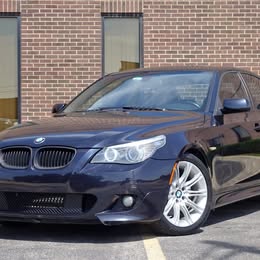 2010 BMW 5 Series 528i Sedan 4D