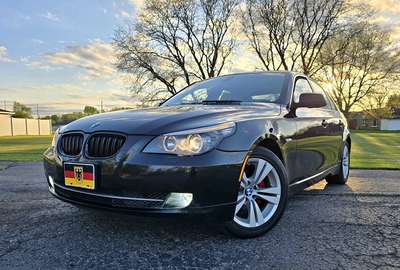 2010 BMW 5 Series - 528i Sedan 4D