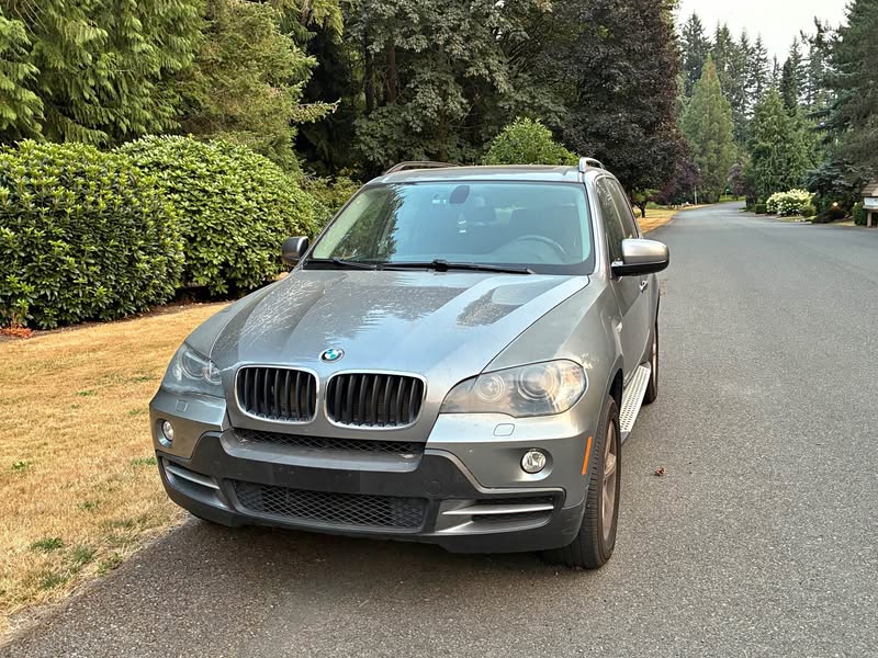 2010 BMW 5 Series - 530i xDrive Sedan 4D