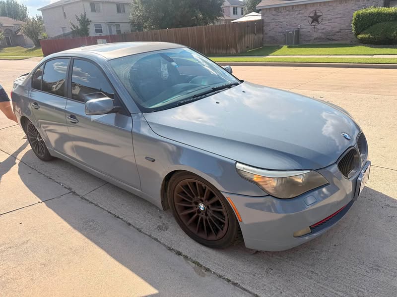 2010 BMW 5 Series - 525i Sedan 4D