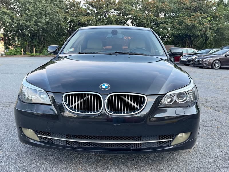 2010 BMW 5 Series - 528i Sedan 4D