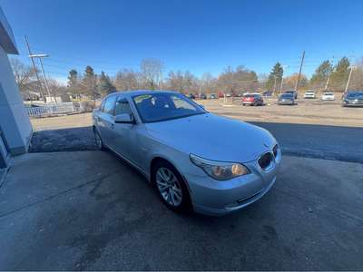 2010 BMW 5 Series 535i xDrive Sedan 4D