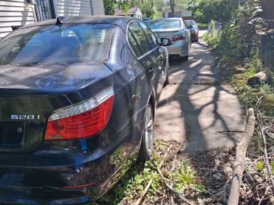 2010 BMW 5 Series - 528i xDrive Sedan 4D