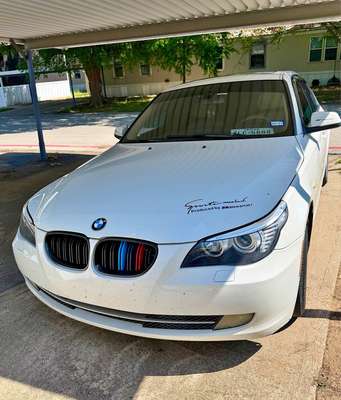 2010 BMW 5 Series - 528i xDrive Sedan 4D