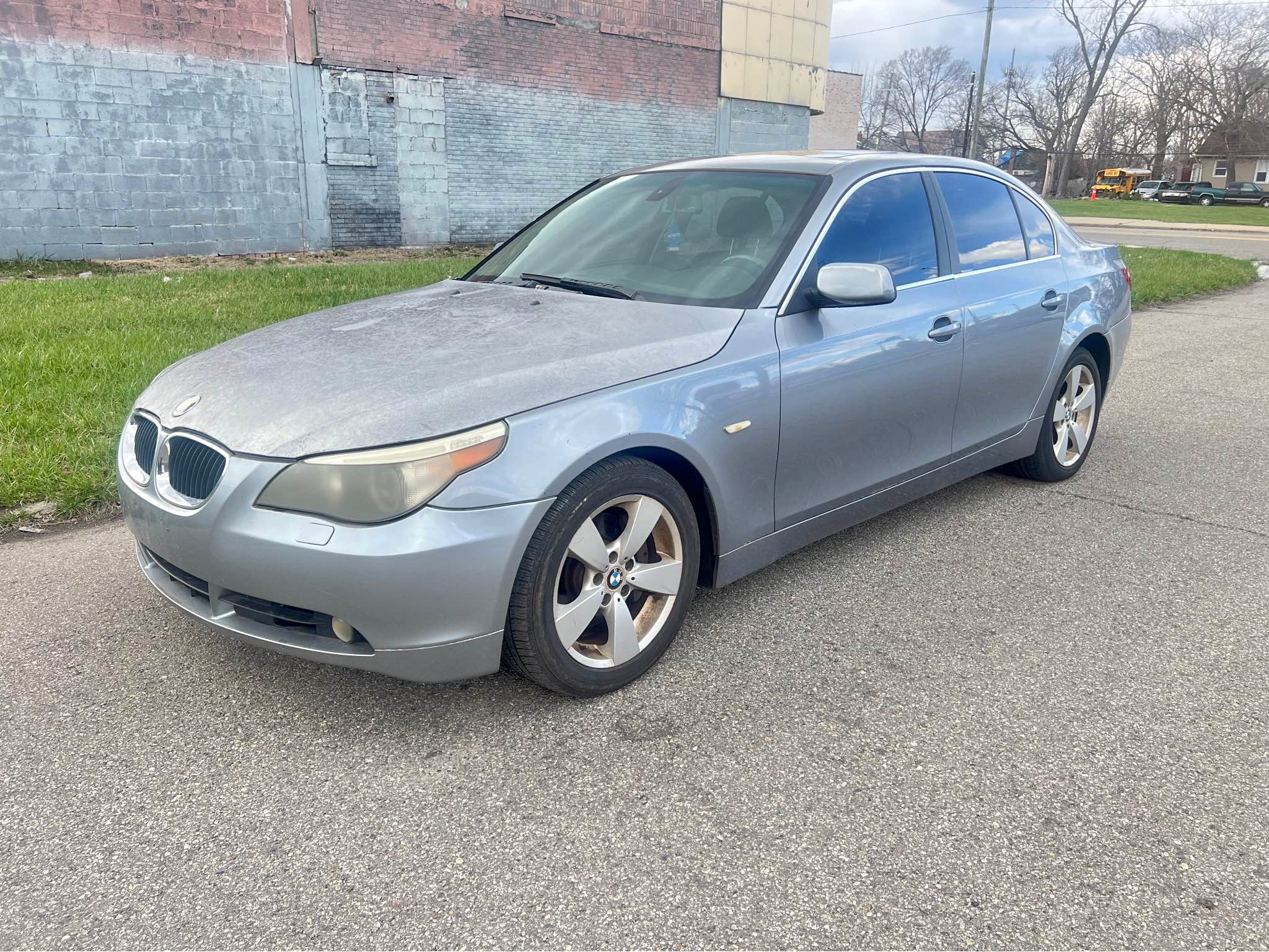 2008 BMW 5 Series - 525xi Sedan 4D