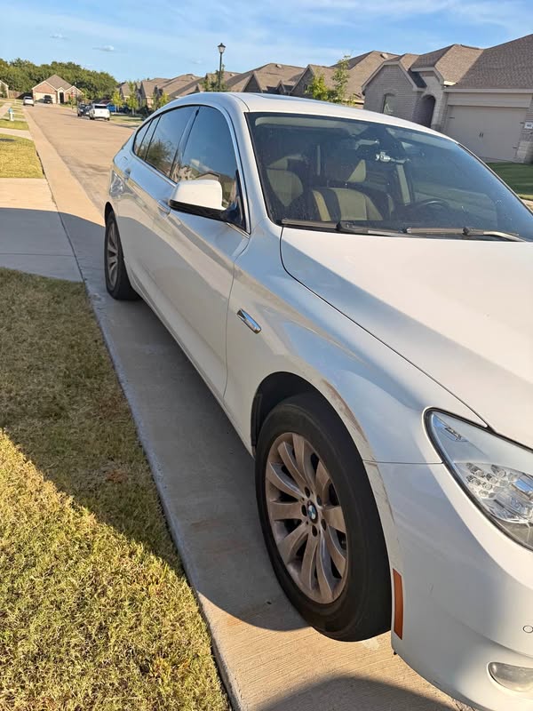 2010 BMW 5 Series - 535i Sedan 4D