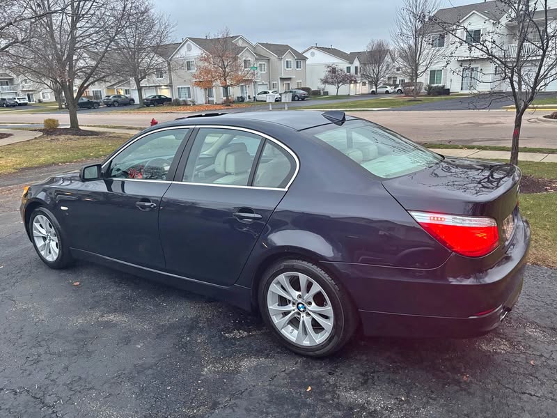 2009 BMW 5 Series - 535i xDrive Sedan 4D