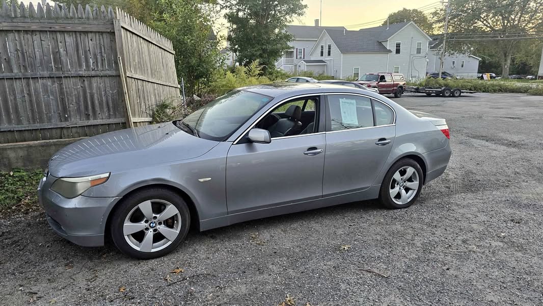 2006 BMW 5 Series - 525xi Sedan 4D