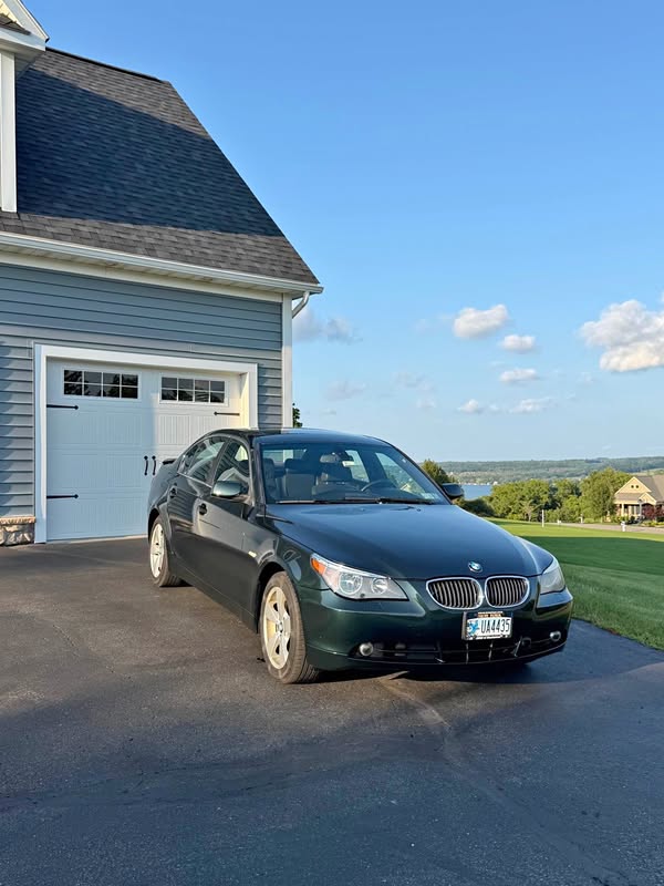 2007 BMW 5 Series - 525xi Sedan 4D
