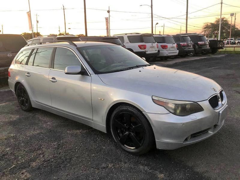 2006 BMW 5 Series - 530i xDrive Sedan 4D