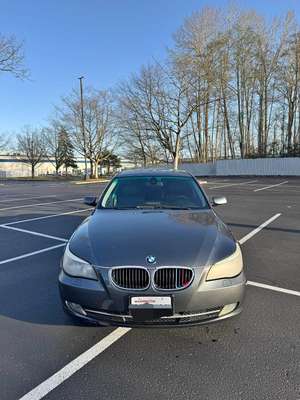 2008 BMW 5 Series - 528xi Sedan 4D