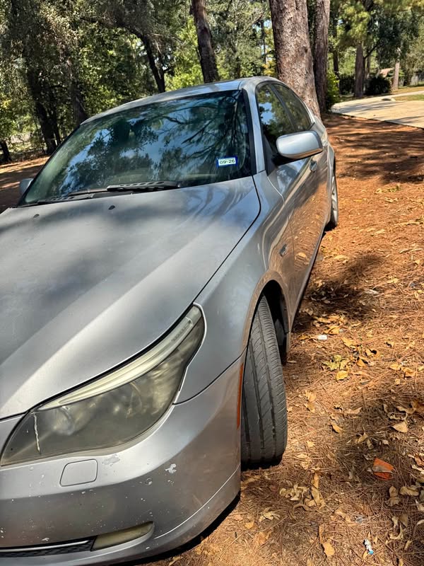 2009 BMW 5 Series - 528i xDrive Sedan 4D