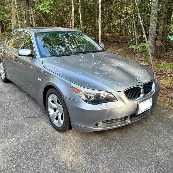 2004 BMW 5 Series 530i Sedan 4D