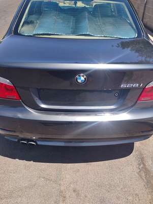 2010 BMW 5 Series - 528xi Sedan 4D