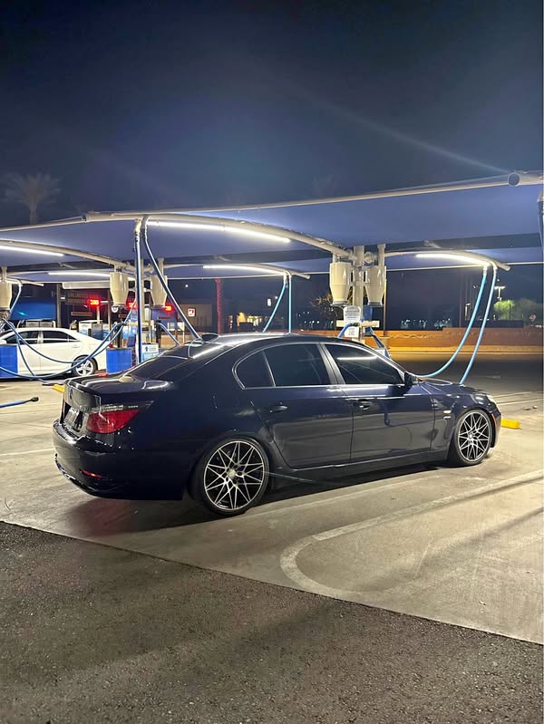 2010 BMW 5 Series - 528i xDrive Sedan 4D