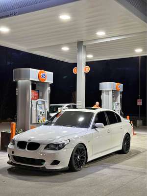 2008 BMW 5 Series - 550i Sedan 4D