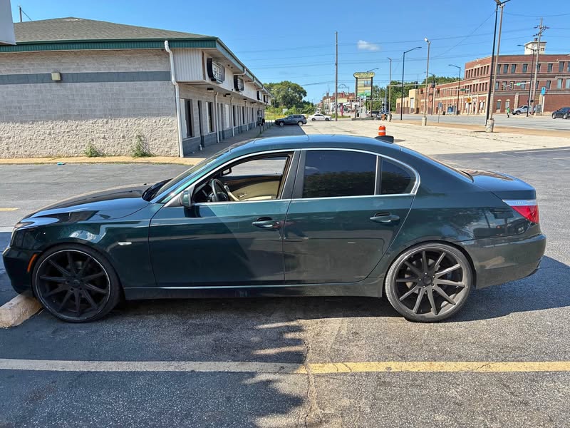 2008 BMW 5 Series - 535xi Sedan 4D