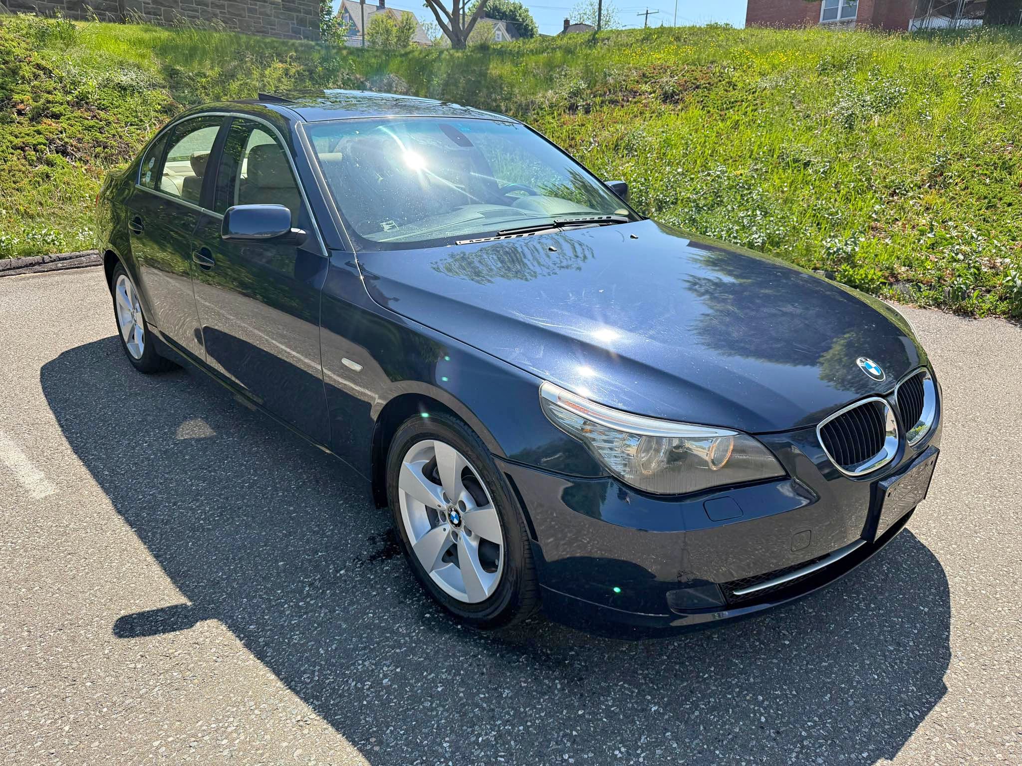 2008 BMW 5 Series - 525xi Sedan 4D